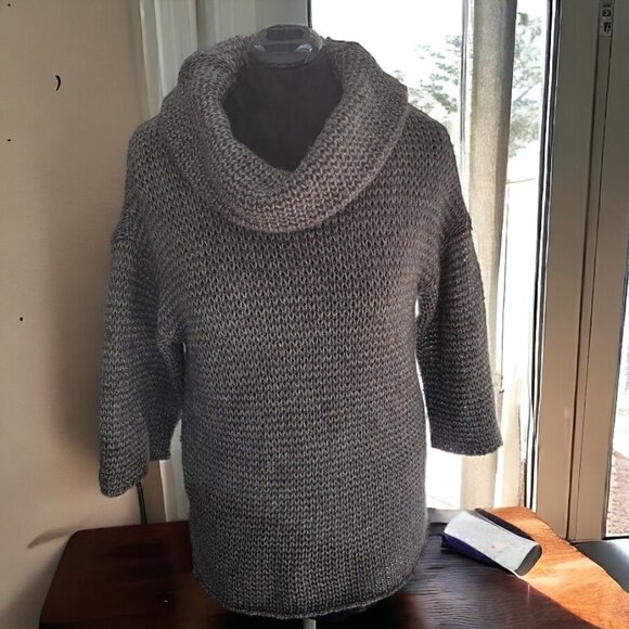 NWT Tommy Bahama Turtle Neck Short Sleeve Sweater, Wet Sand - Size M - Picture 1 of 11